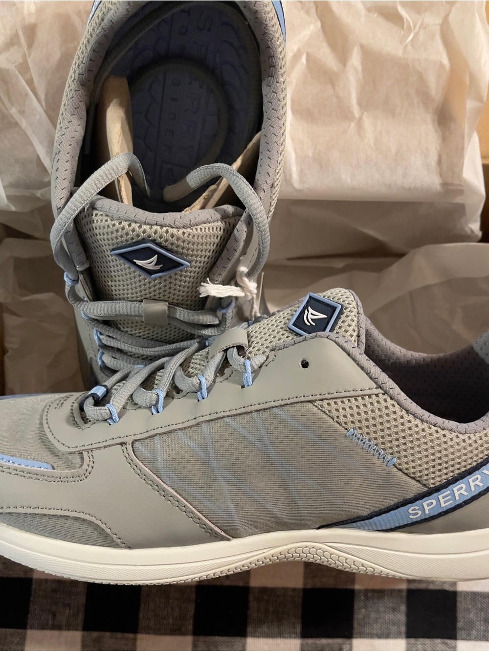 Sperry Men’s Light Gray Athletic Sneaker with Blue Accents